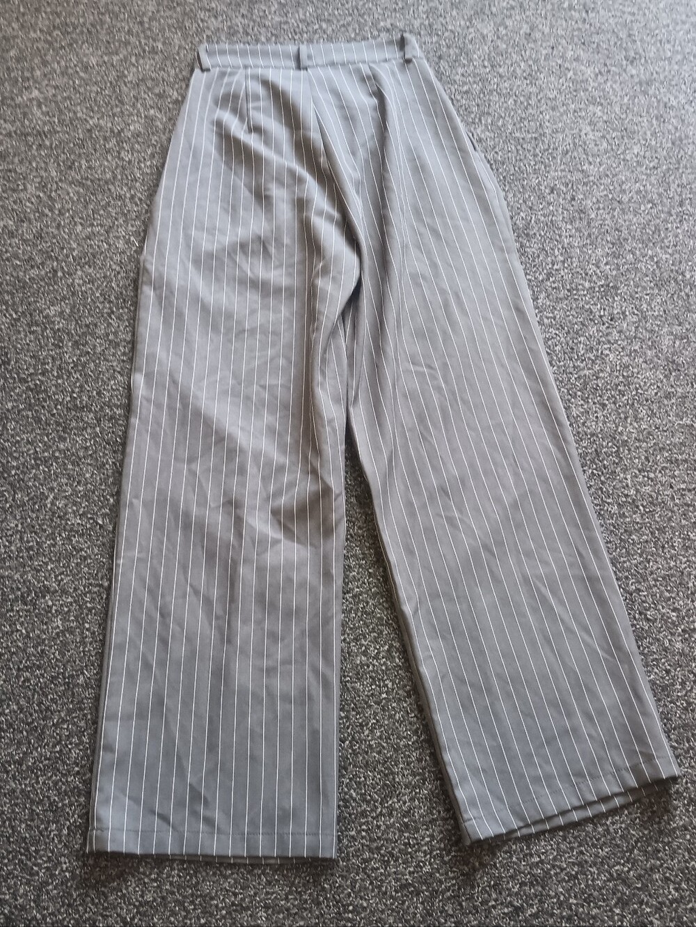 Dazy Wide Leg High Rise Gray Pinstripe Trouser Dress Pants Womens Small, Office - Picture 9 of 11